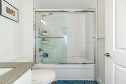 Photo 10 at 404 - 2389 Hawthorne Avenue, Central Pt Coquitlam, Port Coquitlam