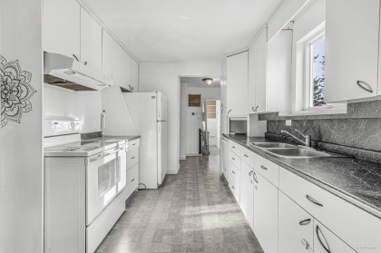 Photo 10 at 20258 Ospring Street, Southwest Maple Ridge, Maple Ridge