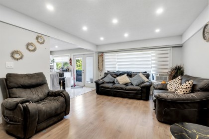 Photo 1 at 1677 Eastern Drive, Mary Hill, Port Coquitlam