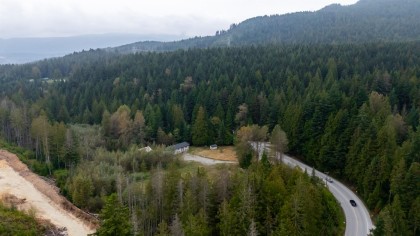 Photo 3 at 32482 Dewdney Trunk Road, Steelhead, Mission