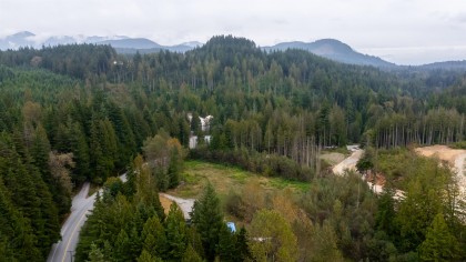 Photo 20 at 32482 Dewdney Trunk Road, Steelhead, Mission