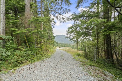 Photo 9 at 12151 Campbell Street, Steelhead, Mission