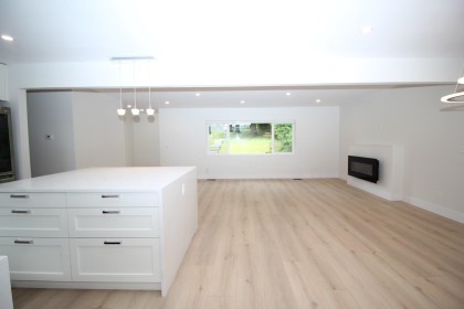 Photo 6 at 2076 Clare Place, Mary Hill, Port Coquitlam