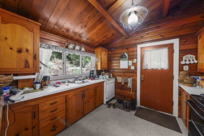 Photo 6 at 10941 249 Street, Thornhill MR, Maple Ridge