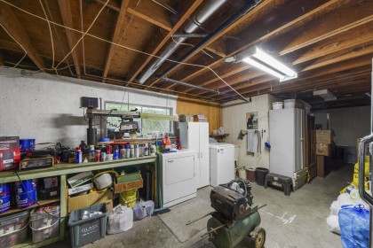 Photo 12 at 10941 249 Street, Thornhill MR, Maple Ridge