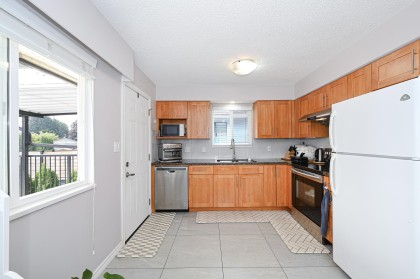 Photo 13 at 1818 Fraser Avenue, Glenwood PQ, Port Coquitlam