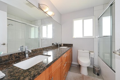 Photo 7 at 1818 Fraser Avenue, Glenwood PQ, Port Coquitlam