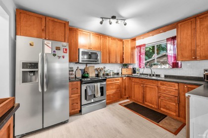 Photo 14 at 22641 Kendrick Loop, East Central, Maple Ridge