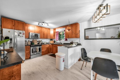 Photo 18 at 22641 Kendrick Loop, East Central, Maple Ridge