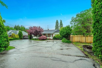 Photo 1 at 24985 Dewdney Trunk Road, Websters Corners, Maple Ridge