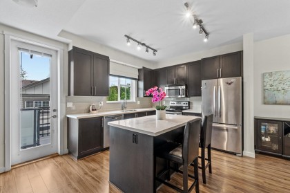 Photo 7 at 43 - 11176 Gilker Hill Road, Cottonwood MR, Maple Ridge