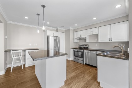 Photo 11 at 115 - 22515 116 Avenue, East Central, Maple Ridge