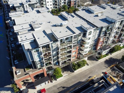 Photo 5 at 4207 - 2180 Kelly Avenue, Central Pt Coquitlam, Port Coquitlam