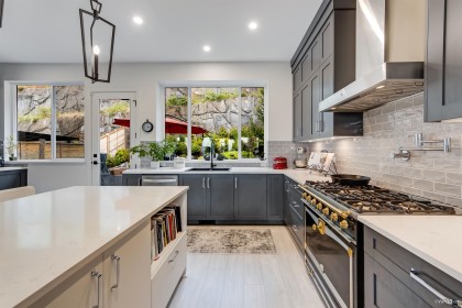 Photo 5 at 14046 Mier Drive, Silver Valley, Maple Ridge