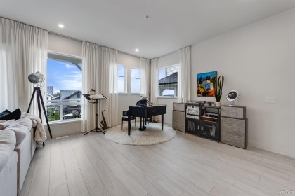 Photo 11 at 14046 Mier Drive, Silver Valley, Maple Ridge