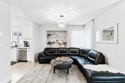 Photo 10 at 12276 Aurora Street, East Central, Maple Ridge