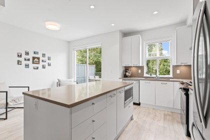 Photo 3 at 74 - 24076 112 Avenue, Cottonwood MR, Maple Ridge