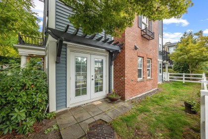 Photo 4 at 5 - 2495 Davies Avenue, Central Pt Coquitlam, Port Coquitlam