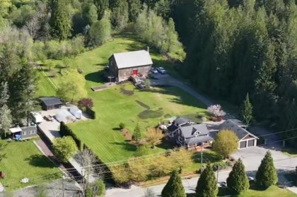 Photo 1 at 34055 Ferndale Avenue, Mission BC, Mission