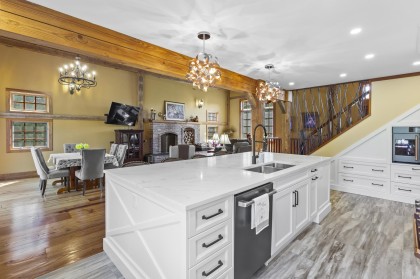 Photo 11 at 34055 Ferndale Avenue, Mission BC, Mission