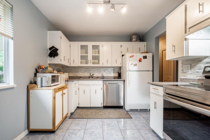 Photo 12 at 24805 118a Avenue, Websters Corners, Maple Ridge