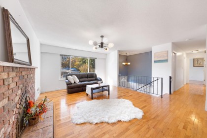 Photo 8 at 3870 Richmond Street, Lincoln Park PQ, Port Coquitlam