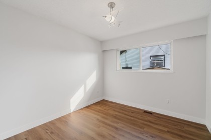 Photo 15 at 1431 Elinor Crescent, Mary Hill, Port Coquitlam