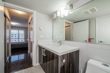 Photo 17 at 303 - 22318 Lougheed Highway, West Central, Maple Ridge