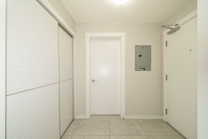 Photo 22 at 303 - 22318 Lougheed Highway, West Central, Maple Ridge