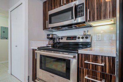 Photo 5 at 303 - 22318 Lougheed Highway, West Central, Maple Ridge