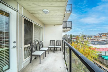 Photo 20 at 303 - 22318 Lougheed Highway, West Central, Maple Ridge