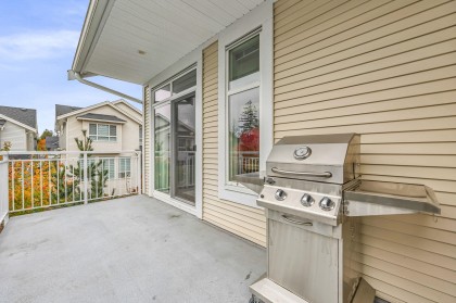 Photo 17 at 1505 - 11295 Pazarena Place, East Central, Maple Ridge