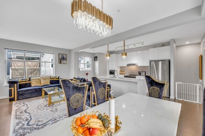 Photo 12 at 1505 - 11295 Pazarena Place, East Central, Maple Ridge