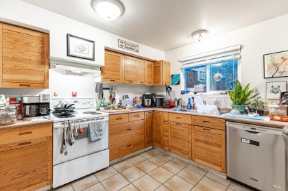 Photo 12 at 3326 - 3330 Finley Street, Lincoln Park PQ, Port Coquitlam