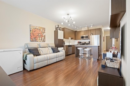 Photo 3 at 307 - 2351 Kelly Avenue, Central Pt Coquitlam, Port Coquitlam