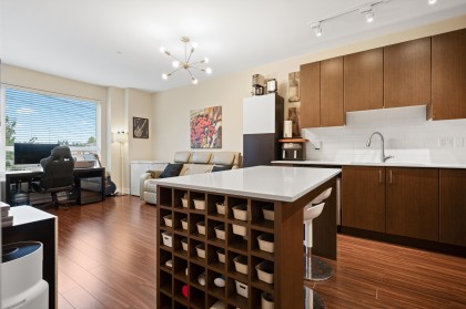 Photo 11 at 307 - 2351 Kelly Avenue, Central Pt Coquitlam, Port Coquitlam