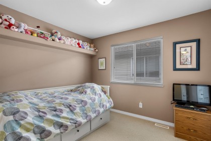 Photo 15 at 23635 Dewdney Trunk Road, East Central, Maple Ridge