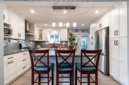 Photo 7 at 3557 Handley Crescent, Lincoln Park PQ, Port Coquitlam