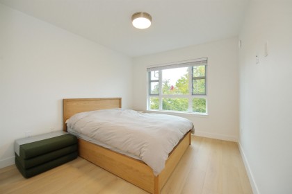 Photo 5 at 203 - 22562 121 Avenue, East Central, Maple Ridge