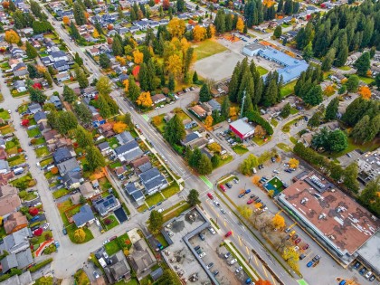 Photo 6 at 1376 Prairie Avenue, Birchland Manor, Port Coquitlam