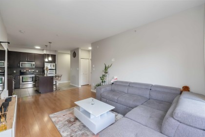 Photo 23 at 404 - 22290 North Avenue, West Central, Maple Ridge