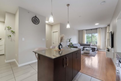 Photo 22 at 404 - 22290 North Avenue, West Central, Maple Ridge