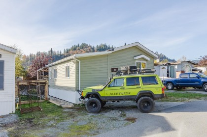 Photo 3 at 28 - 9267 Shook Road, Hatzic, Mission