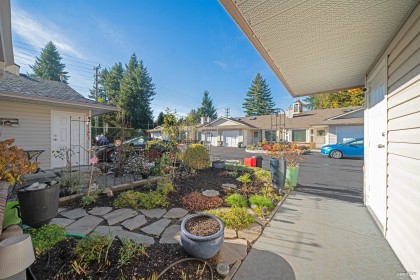 Photo 2 at 17 - 12049 217 Street, West Central, Maple Ridge