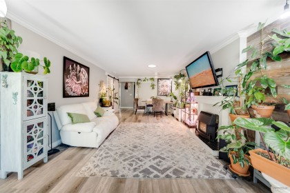 Photo 9 at 17 - 12049 217 Street, West Central, Maple Ridge