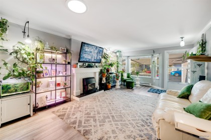 Photo 8 at 17 - 12049 217 Street, West Central, Maple Ridge