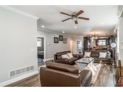 Photo 3 at 32921 Trenholm Avenue, Mission BC, Mission