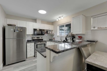 Photo 7 at 6 - 11355 Ne 236 Street, Cottonwood MR, Maple Ridge