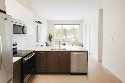 Photo 2 at 406 - 2267 Pitt River Road, Central Pt Coquitlam, Port Coquitlam