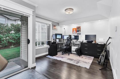 Photo 9 at 17 - 22751 Haney Bypass, East Central, Maple Ridge